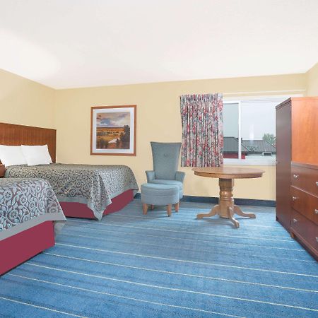 Days Inn By Wyndham Alexandria Mn ภายนอก รูปภาพ