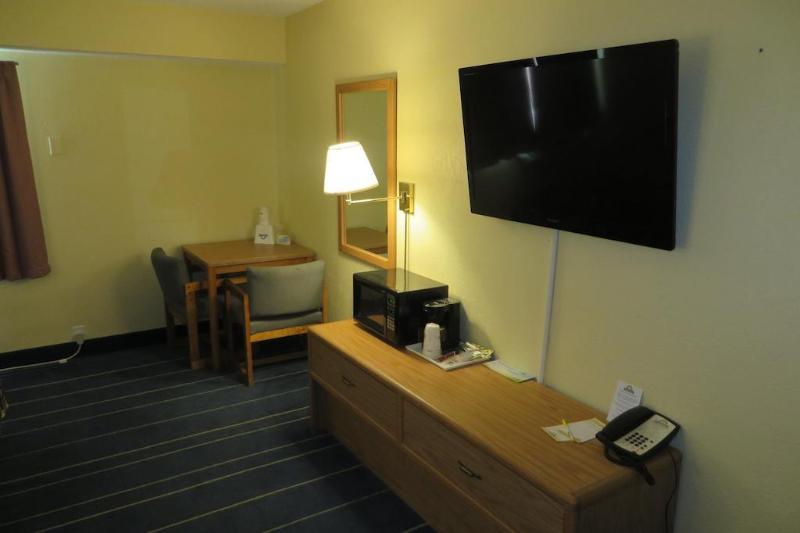 Days Inn By Wyndham Alexandria Mn ภายนอก รูปภาพ